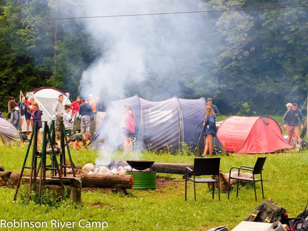Robinson River Camp Radovljica Exterior foto